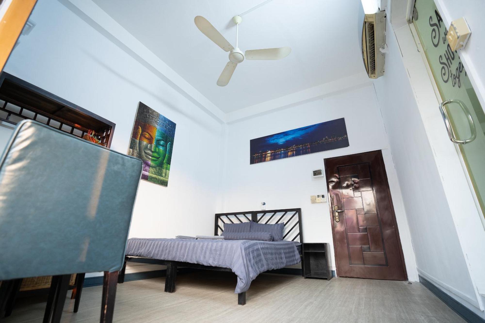 Albergue The Eighty8 Phnom Penh Exterior foto